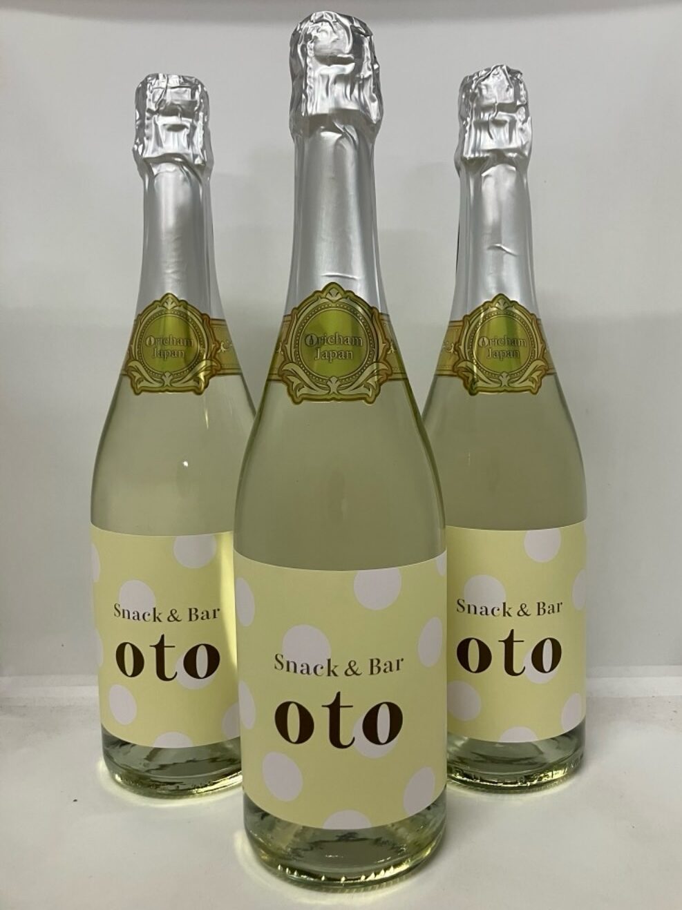 oto スパークリングワイン